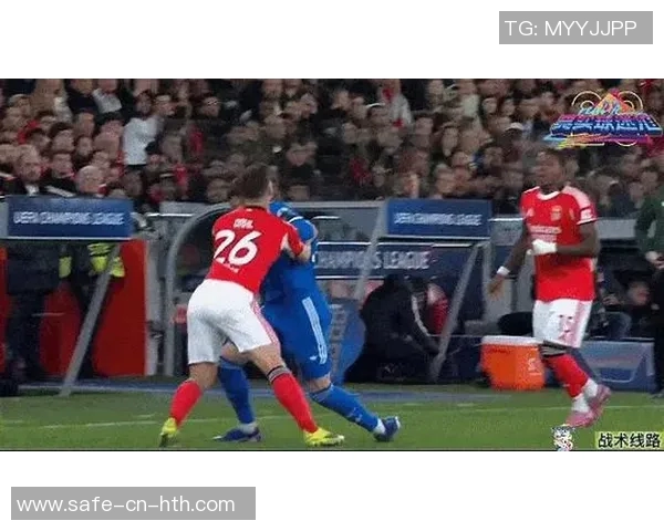 娱评天下足球聚焦全球赛事动态深度解析球员表现与战术变化 娱评天下足球聚焦全球赛事动态深度解析球员表现与战术变化